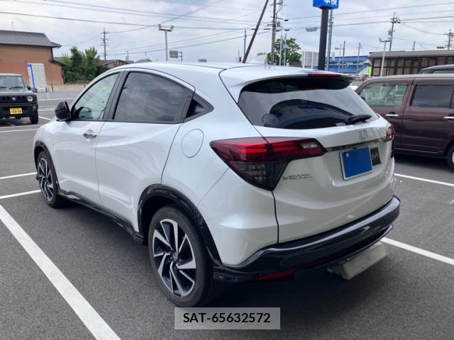 Honda VEZEL 2019-04 7880226-3