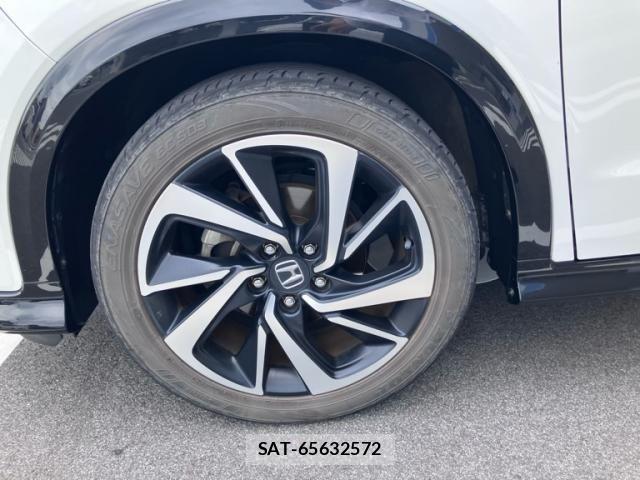 Honda VEZEL 2019-04 7880226-5