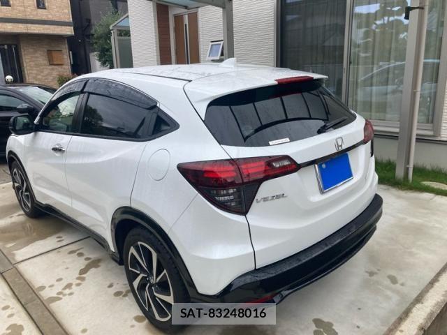 Honda VEZEL 2019-02 7903577-2