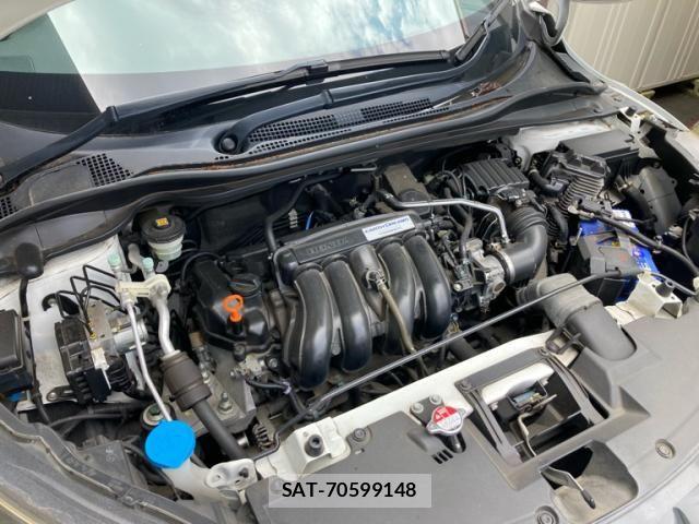 Honda VEZEL 2015-06 7964236-13