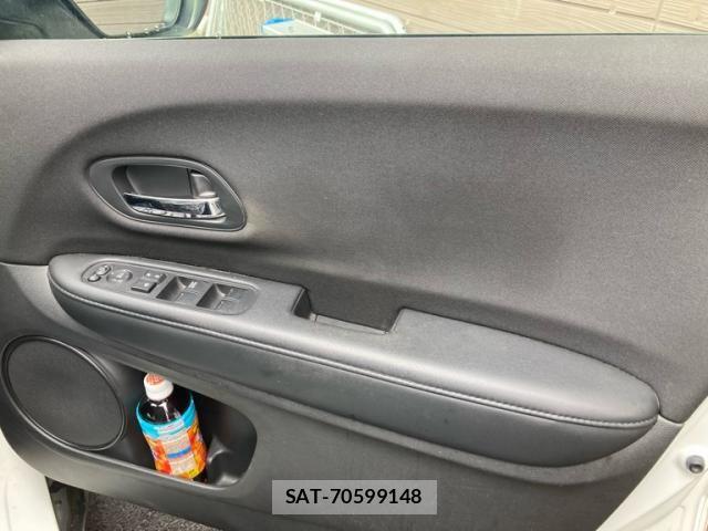Honda VEZEL 2015-06 7964236-15