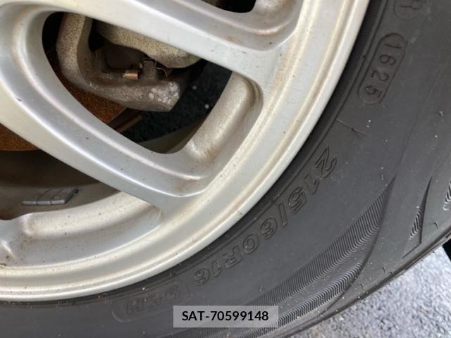 Honda VEZEL 2015-06 7964236-5