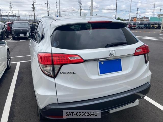 Honda VEZEL 2018-12 7964232-9