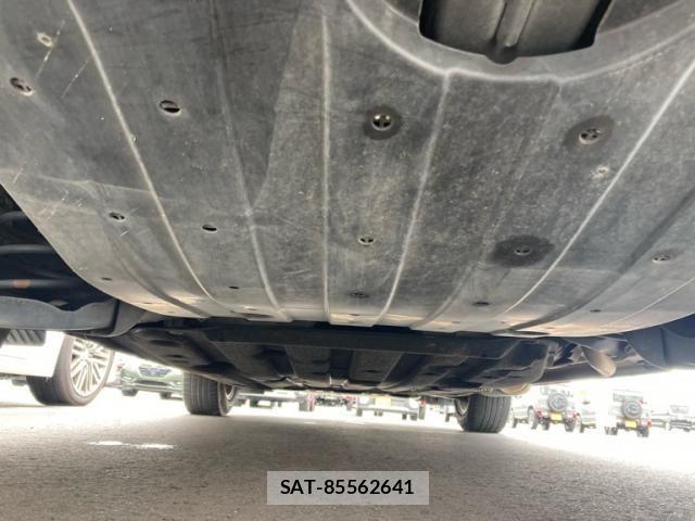 Honda VEZEL 2018-12 7964232-12