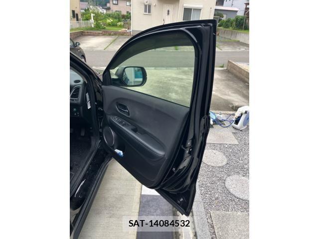 Honda VEZEL 2018-02 7964237-9