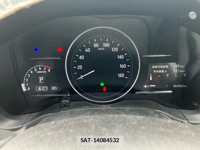 Honda VEZEL 2018-02 7964237-15