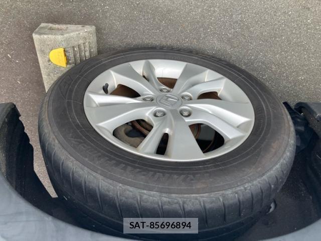 Honda VEZEL 2018-09 8038945-6