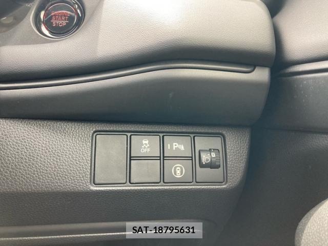 Honda VEZEL 2022-03 8038942-16