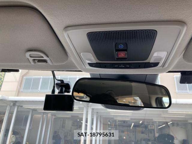 Honda VEZEL 2022-03 8038942-20