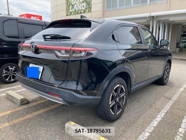 Honda VEZEL 2022-03 8038942-5