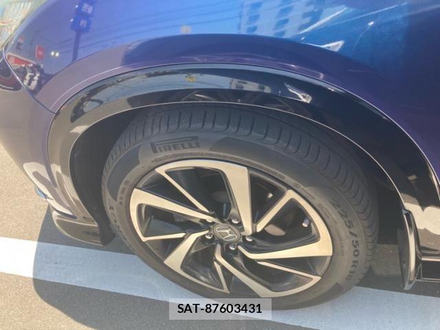 Honda VEZEL 2017-07 8038944-9