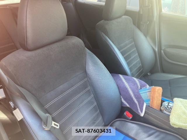 Honda VEZEL 2017-07 8038944-12