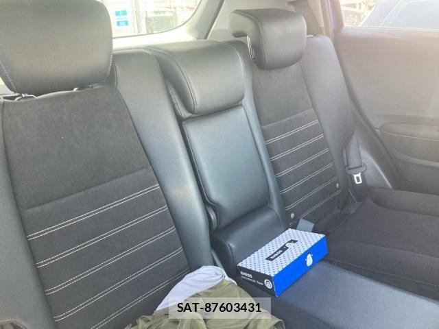 Honda VEZEL 2017-07 8038944-13