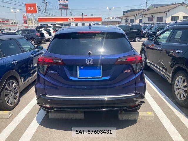 Honda VEZEL 2017-07 8038944-4