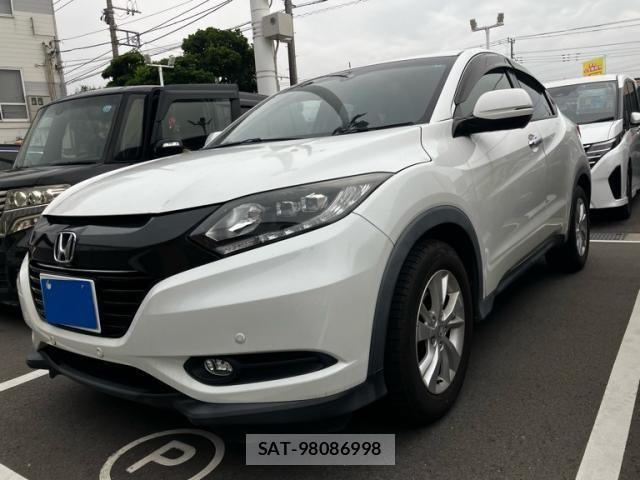 Honda VEZEL 2017-12 8038947-0