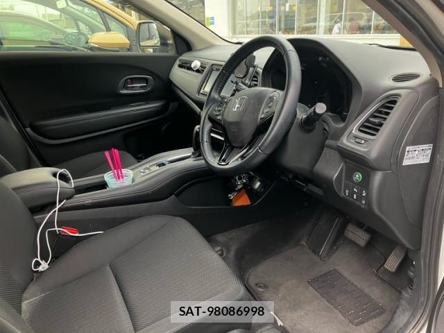 Honda VEZEL 2017-12 8038947-10