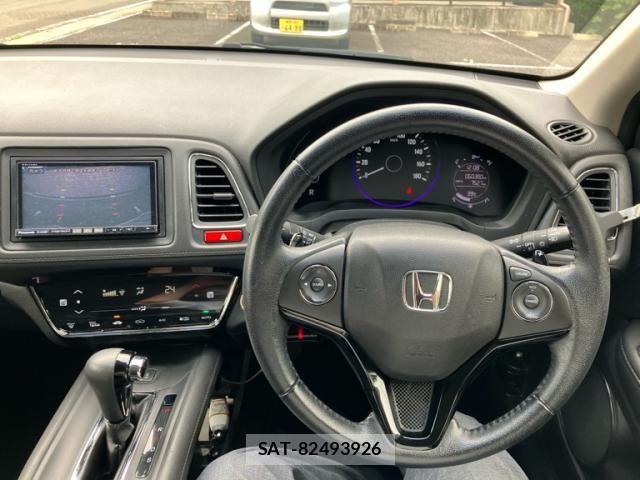 Honda VEZEL 2015-12 8038946-16