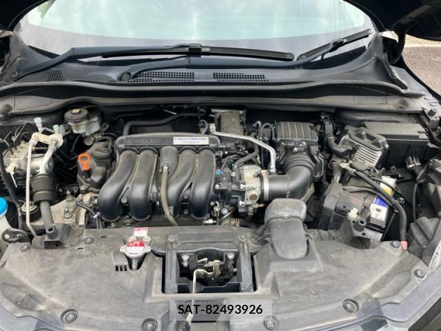 Honda VEZEL 2015-12 8038946-18