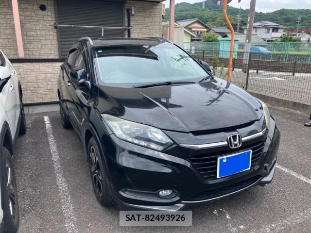 Honda VEZEL 2015-12 8038946-1