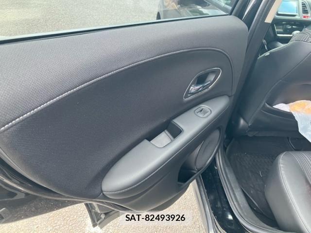 Honda VEZEL 2015-12 8038946-23