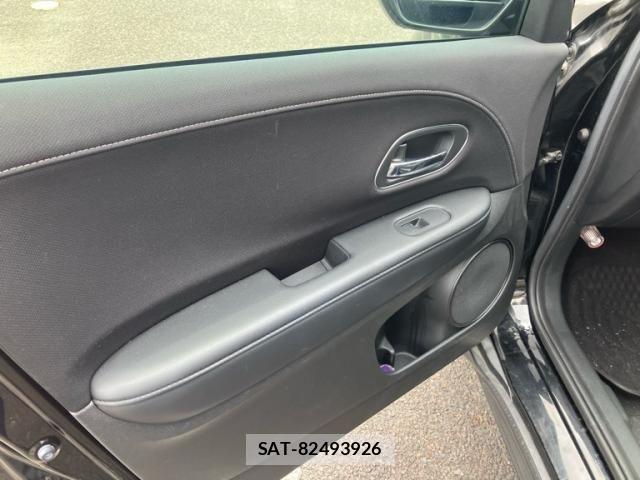 Honda VEZEL 2015-12 8038946-25