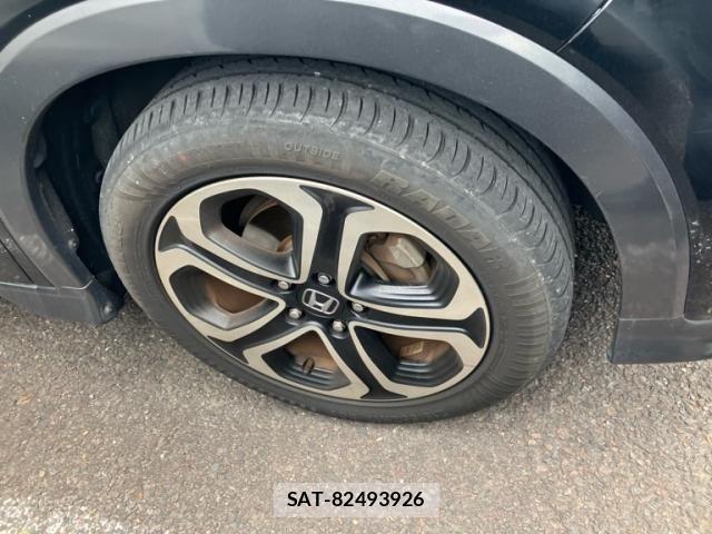 Honda VEZEL 2015-12 8038946-4