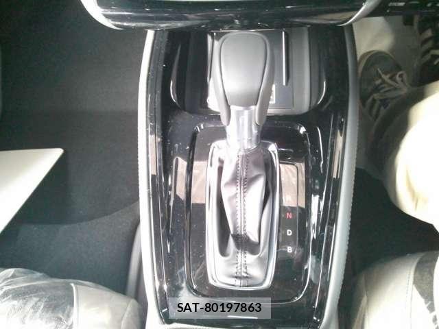 Honda VEZEL 2026-06 8076020-18