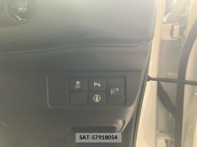 Honda VEZEL 2021-06 8076019-15