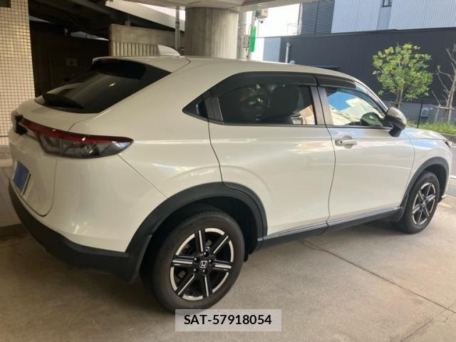 Honda VEZEL 2021-06 8076019-4