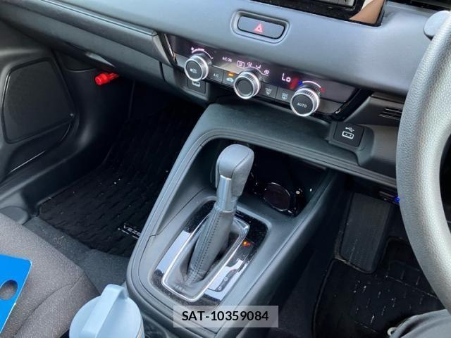 Honda VEZEL 2022-09 8132811-17