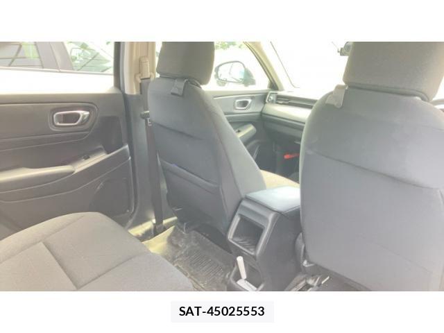 Honda VEZEL 2022-03 8132810-10