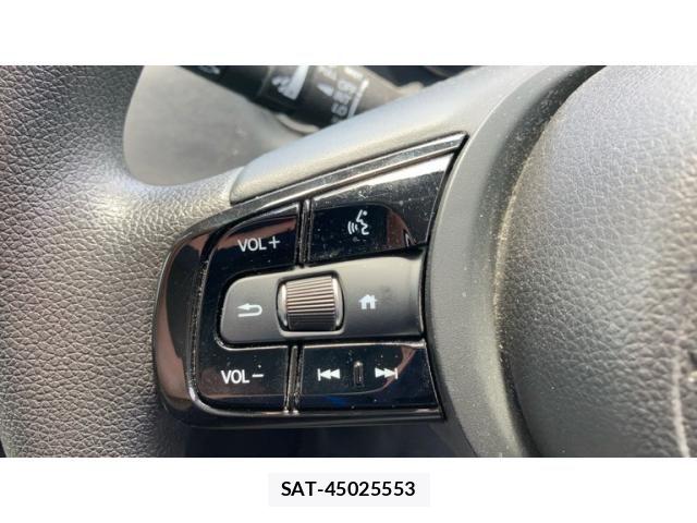 Honda VEZEL 2022-03 8132810-17