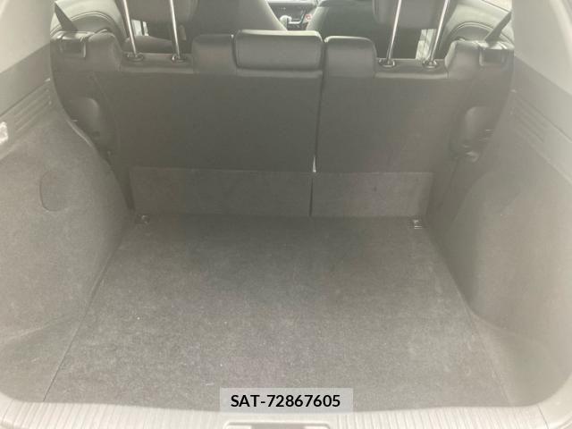 Honda VEZEL 2016-03 8132812-11