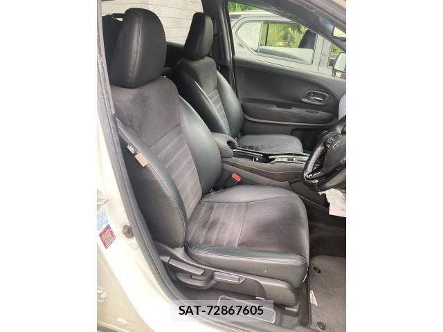 Honda VEZEL 2016-03 8132812-14
