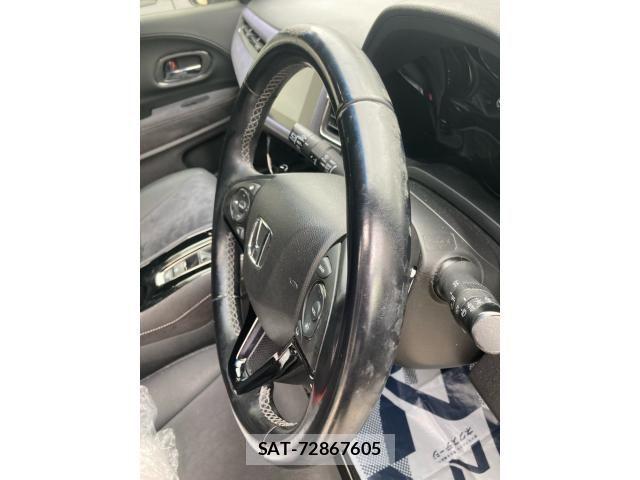 Honda VEZEL 2016-03 8132812-17