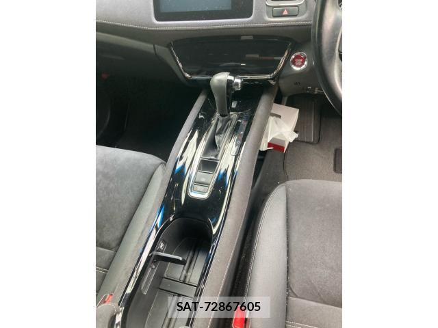 Honda VEZEL 2016-03 8132812-18