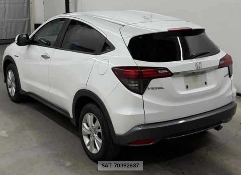 Honda VEZEL 2019-06 8148214-3