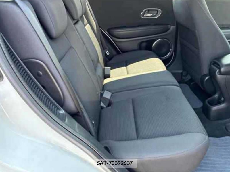 Honda VEZEL 2019-06 8148214-5