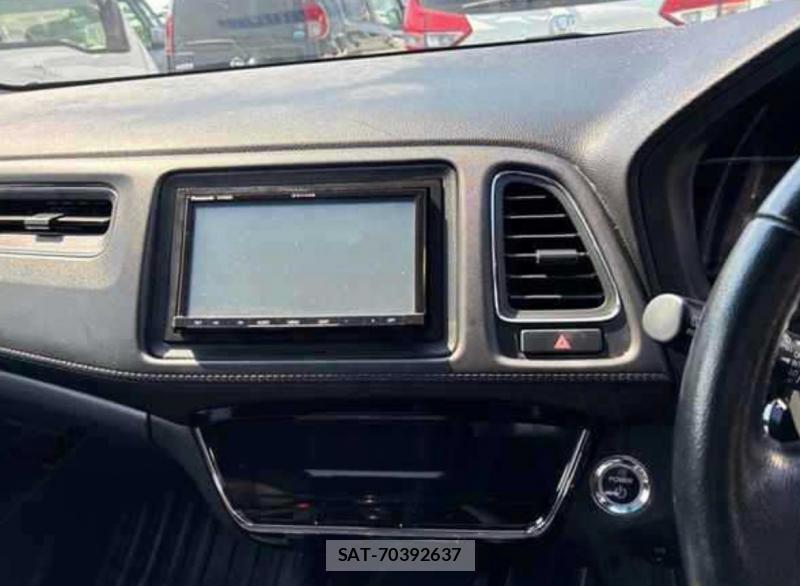 Honda VEZEL 2019-06 8148214-7