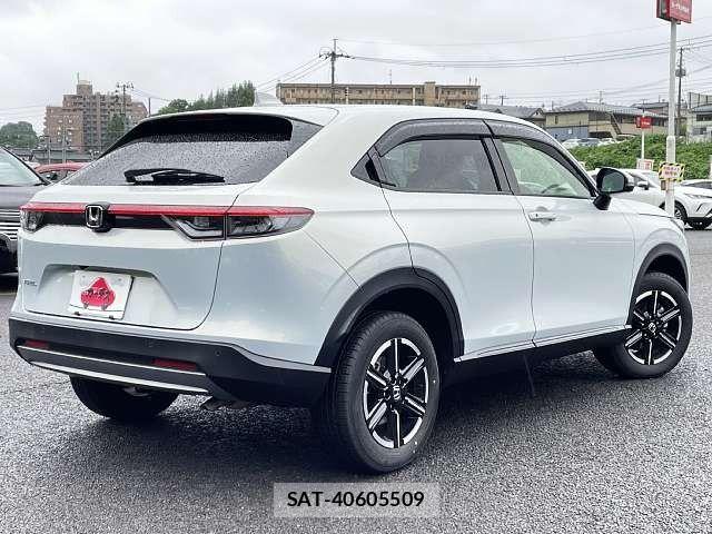 Honda VEZEL 2024-01 8210816-2