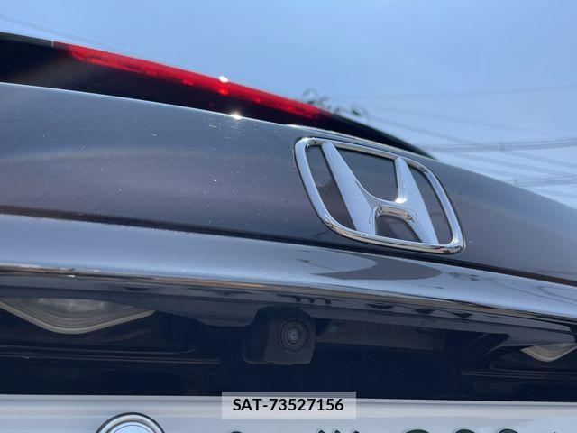Honda VEZEL 2019-08 8210818-10