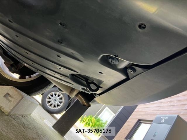 Honda VEZEL 2020-11 8232242-3