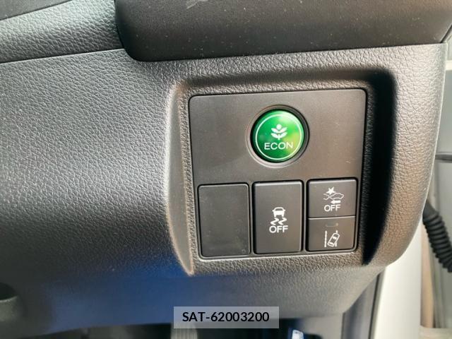Honda VEZEL 2019-08 8232241-10