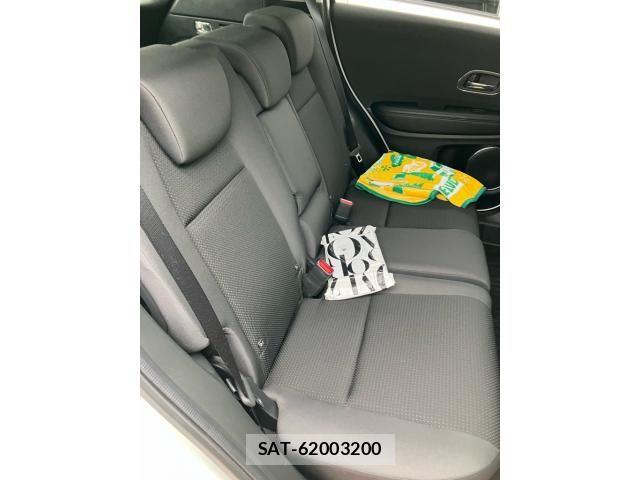 Honda VEZEL 2019-08 8232241-19