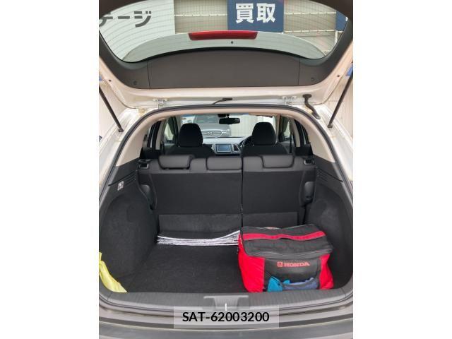 Honda VEZEL 2019-08 8232241-20