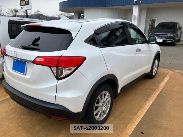 Honda VEZEL 2019-08 8232241-5