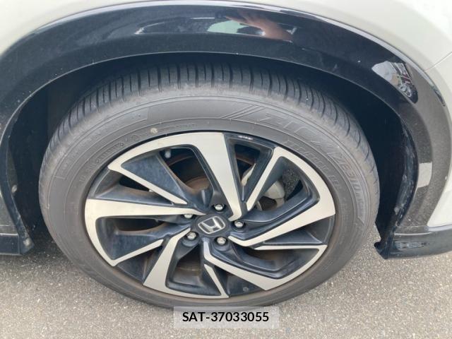 Honda VEZEL 2020-10 8247029-23