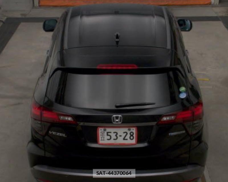 Honda VEZEL 2019-07 8319082-2