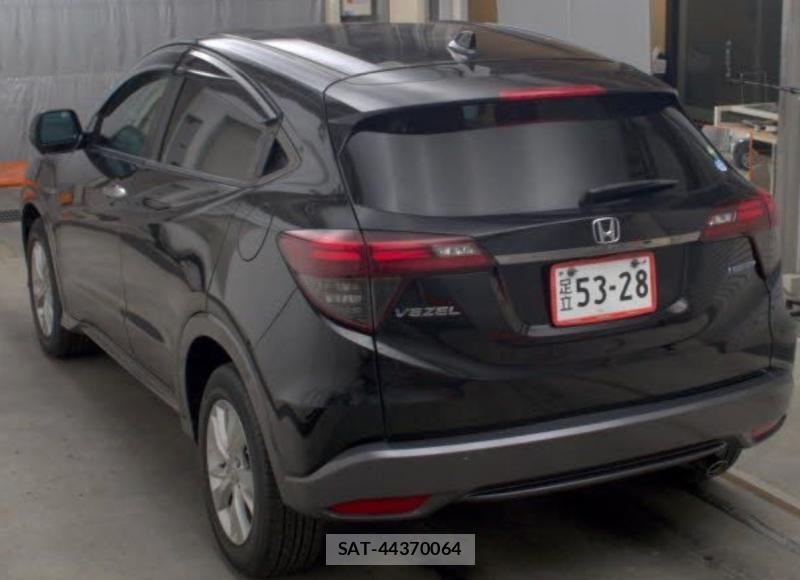 Honda VEZEL 2019-07 8319082-3