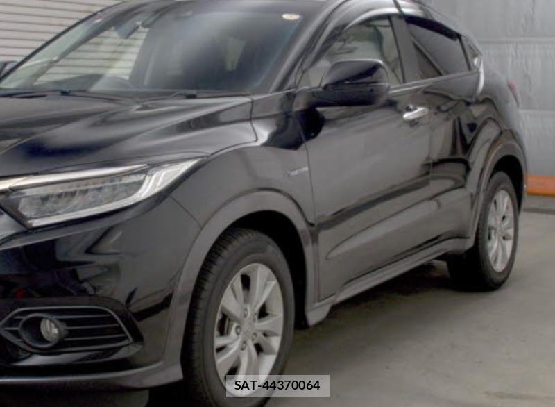 Honda VEZEL 2019-07 8319082-4